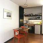 アパートホテル Caselli Vigole Al Sole トスコラーノ・マデルノ