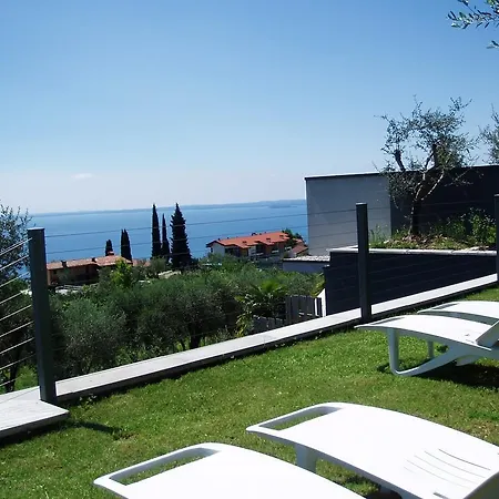 Apartmanhotel Caselli Vigole Al Sole 4*